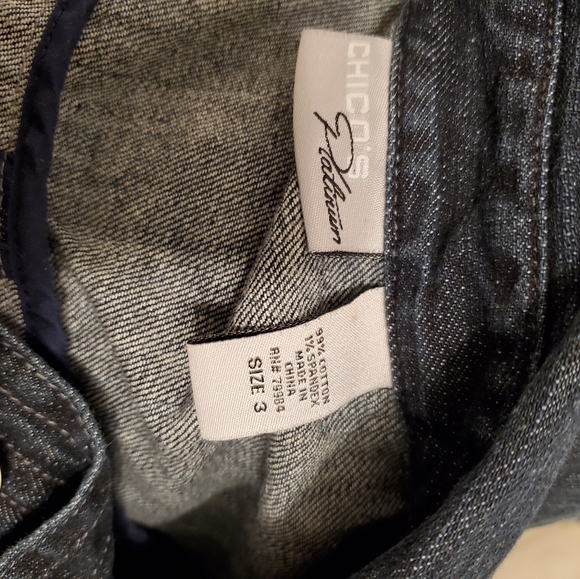 CHICO'S CROP Denim JACKET - Picture 6 of 9